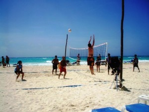 Volleyball in Playa del Carmen